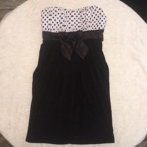 *NWOT* Strapless Black & White Dress